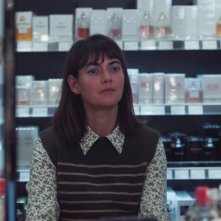 On Falling: Joana Santos in un momento del film