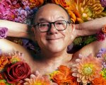 Vita da Carlo 3, recensione: Verdone immagina la sua conduzione di Sanremo