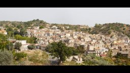 Un paese di resistenza - Trailer del documentario su Mimmo Lucano