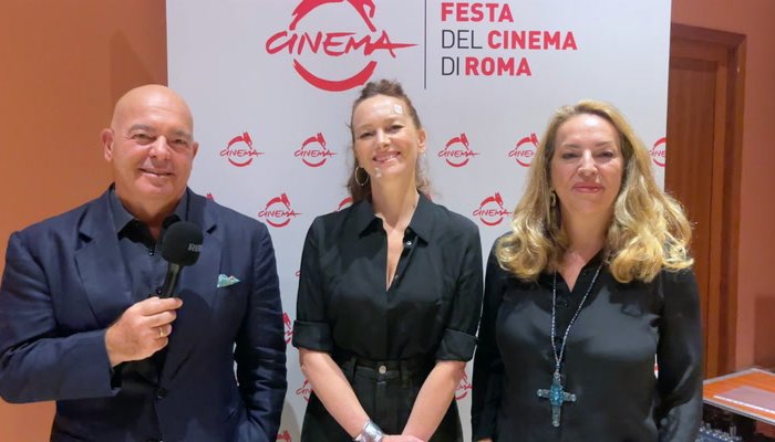 Altrimenti ci arrabbiamo: Giuseppe, Cristiana e Diamante Pedersoli