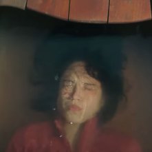 Don't Move: Kelsey Asbille durante una scena