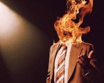 Late Night With the Devil, recensione: poco spavento, ma tanta originalità. Il film dei Cairnes è un caso