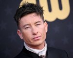 Barry Keoghan si scaglia contro i troll online che lo criticano come padre: 'Non potete giudicare'