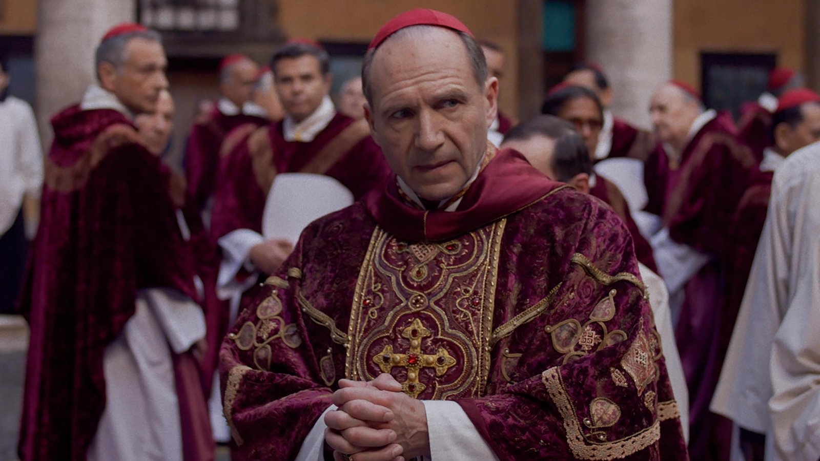 Ralph Fiennes in Conclave