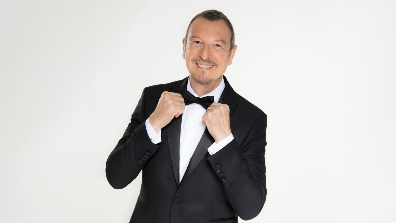 Amadeus conduce La Corrida su Nove