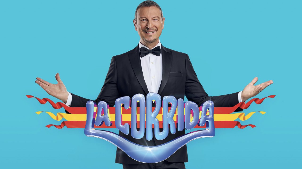 Amadeus conduce La Corrida su Nove