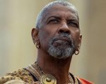 Il Gladiatore 2, Denzel Washington: 'Ho baciato un uomo, ma è stato tagliato. Non erano pronti per questo'