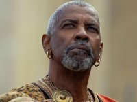 Il Gladiatore 2, Denzel Washington: 'Ho baciato un uomo, ma è stato tagliato. Non erano pronti per questo'