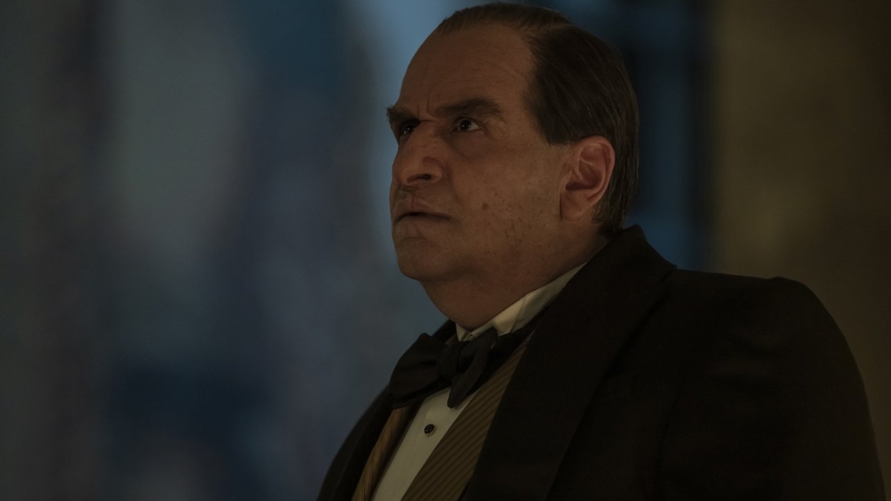 Colin Farrell è il Pinguino nel finale di stagione