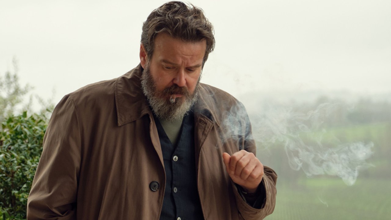 Giuseppe Battiston nei panni di Stucky