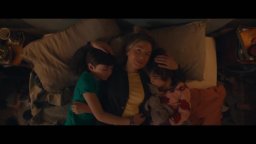 Bridget Jones: Un Amore Di Ragazzo - Trailer italiano del film con Renee Zellweger e Hugh Grant