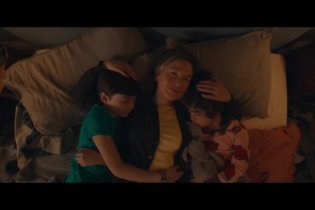 Bridget Jones: Un Amore Di Ragazzo - Trailer italiano del film con Renee Zellweger e Hugh Grant