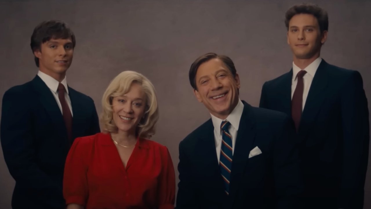 Il cast principale di The Menendez Brothers