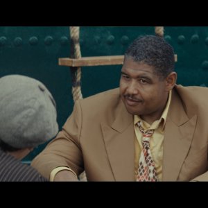 Napoli - New York: Omar Benson Miller in una foto del film
