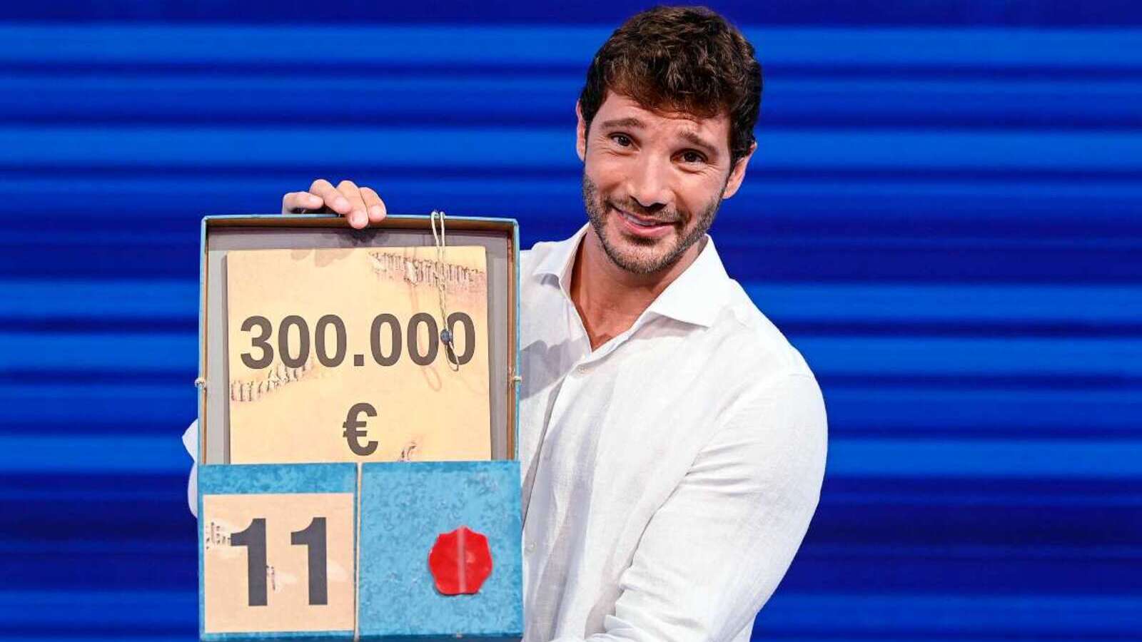 Stefano De Martino si ferma per lasciare spazio alla nazionale