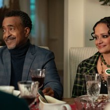 Our Little Secret: Tim Meadows e Judy Reyes in una foto
