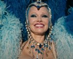 The Last Showgirl: Pamela Anderson torna in scena nel primo teaser del film di Gia Coppola