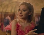 Ariana Grande conquista i fan con le imitazioni di Harry Potter: il suo spot diventa virale