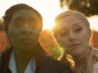 Wicked: il sottotesto lesbico tra Glinda ed Elphaba confermato dall'autore del romanzo originale