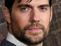 Star Wars: Henry Cavill in trattative per un possibile ruolo nella trilogia di Simon Kinberg