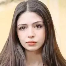 Zeynep Atılgan interpreta Parla