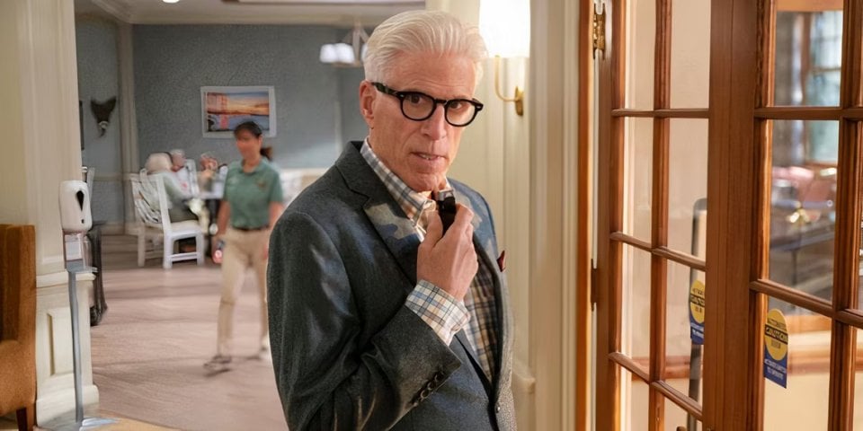 A Man On The Inside Ted Danson Immagine Serie Tv Netflix Oa9Mcr3