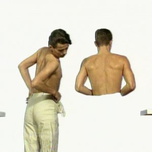 Eight Postcards From Utopia: un frame del documentario