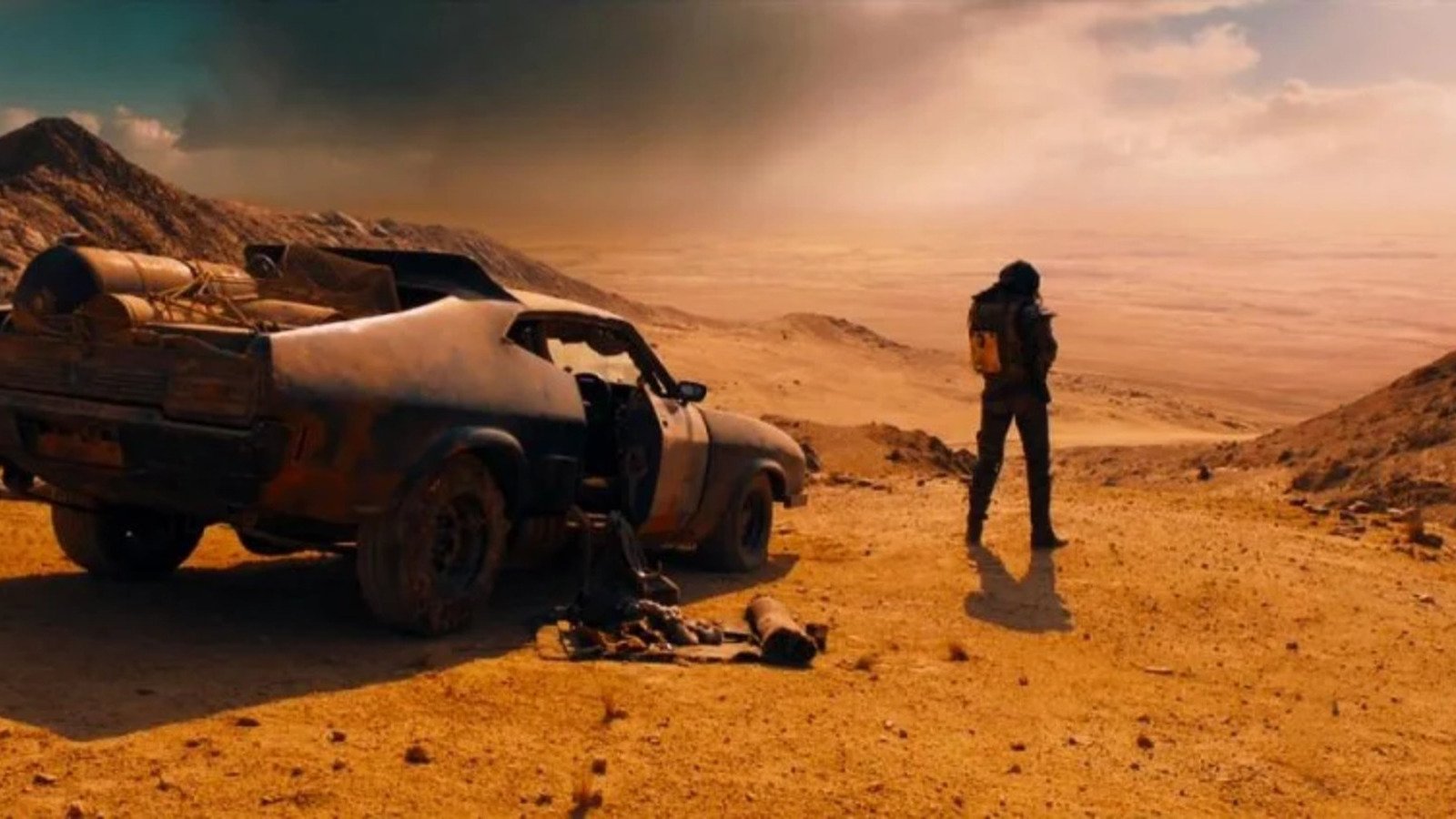 Tom Hardy in una scena di Mad Max Fury Road.