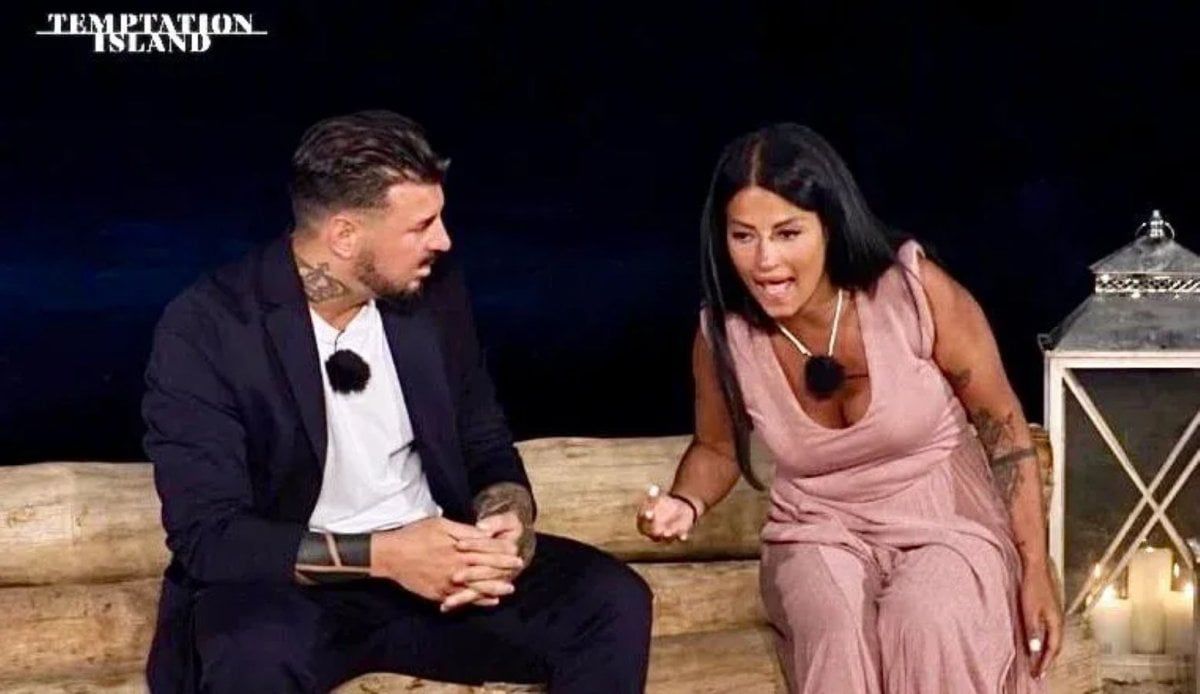 Temptation Island: Lino Giuliano e Alessia Pascarella tornano insieme, lui si scusa e le fa una sorpresa