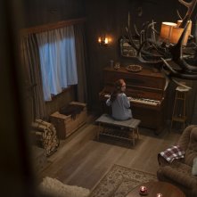 The Strangers: Capitolo 1 - Madelaine Petsch in una foto