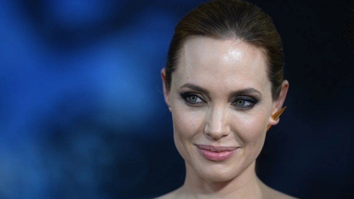 Angelina Jolie è arrivata al Torino Film Festival per presentare il suo film Without Blood