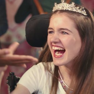 Out of My Mind: Phoebe-Rae Taylor in un frame del film