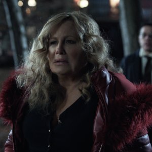 Riff Raff: Jennifer Coolidge in una scena del film