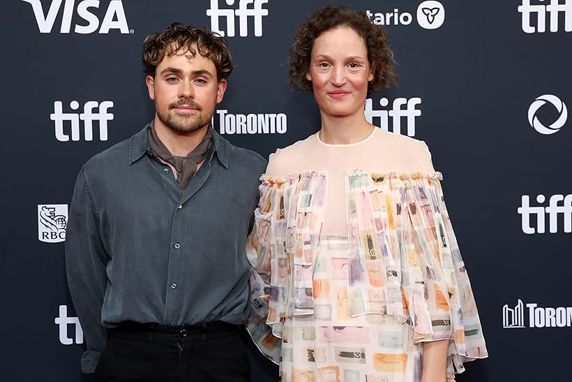 Went Up The Hill, la recensione del film con Vicky Krieps e Dacre Montgomery Movieplayer.it