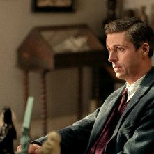 Freud - L'ultima analisi: Matthew Goode in una scena del film