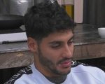 Grande Fratello, Javier Martinez  spiazza Lorenzo: 'conosco il tuo segreto, Helena mi ha detto tutto'