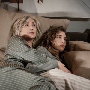 Libera. Lunetta Savino e Daisy Pieropan in una scena della serie.