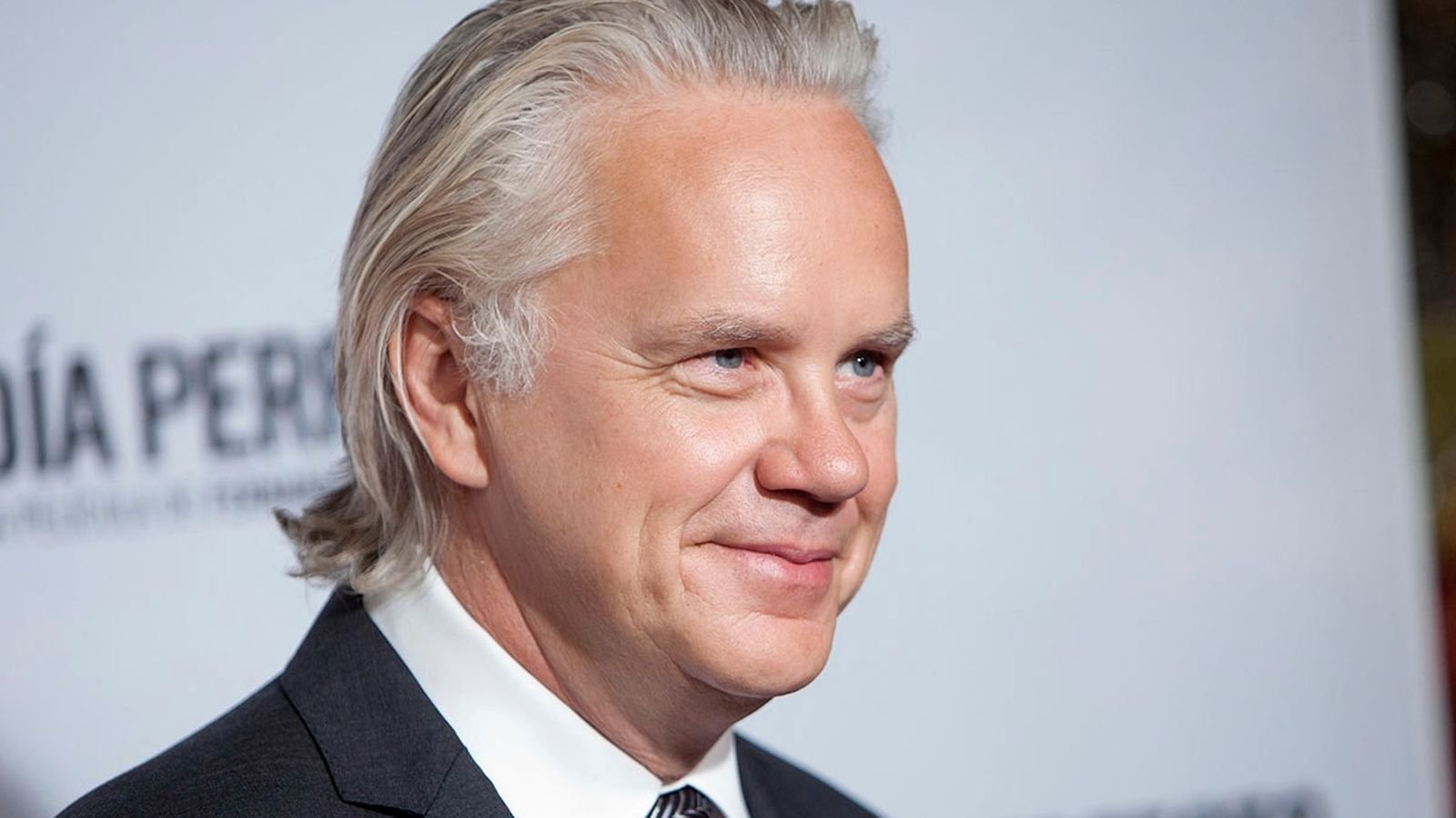 Tim Robbins in primo piano