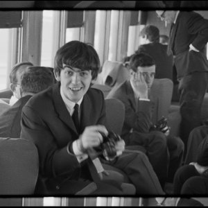 Beatle '64: George Harrison in una foto