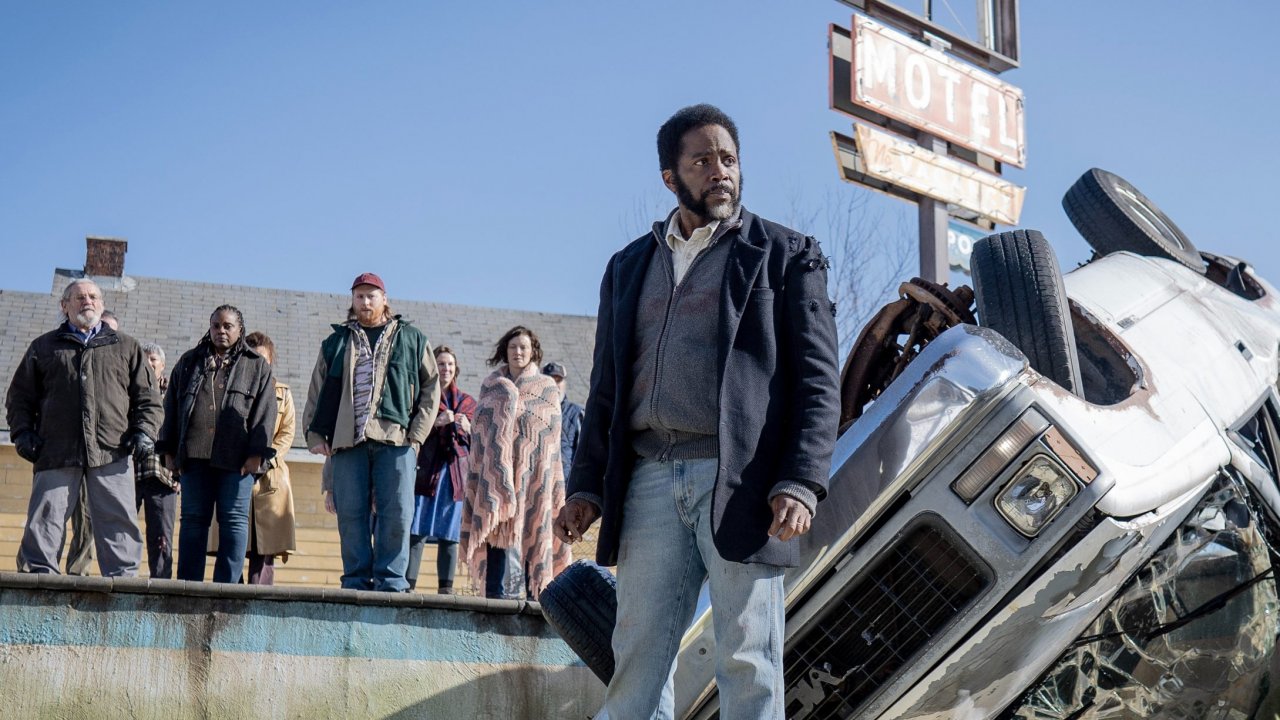 Harold Perrineau in una scena di From 3.