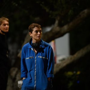 Nightbitch: la regista Marielle Heller sul set