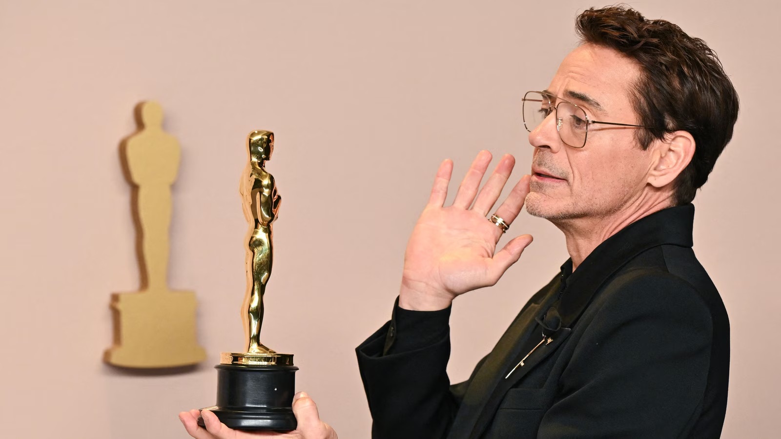 Robert Downey Jr.