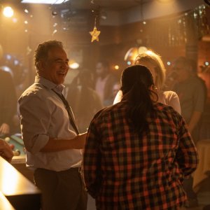 The Madness: John Ortiz in una scena