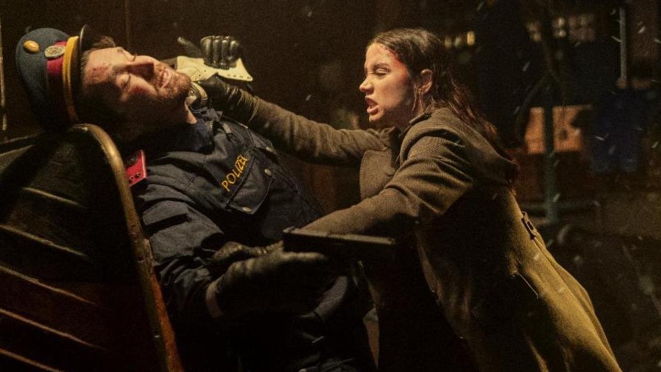 Ana De Armas in azione