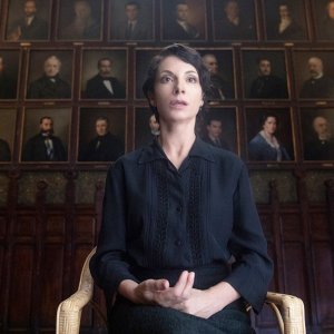 Hildegard - La Vergine Rossa: una madre oppressiva