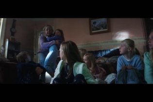 28 Years Later – Trailer dell'horror con Jodie Comer, Aaron Taylor-Johnson e Ralph Fiennes