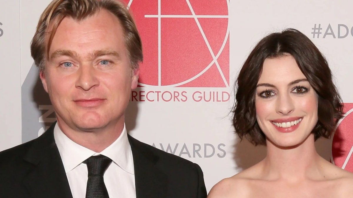 Anne Hathaway: "Lavorare ancora con Christopher Nolan mi fa pensare di aver fatto qualcosa di giusto"