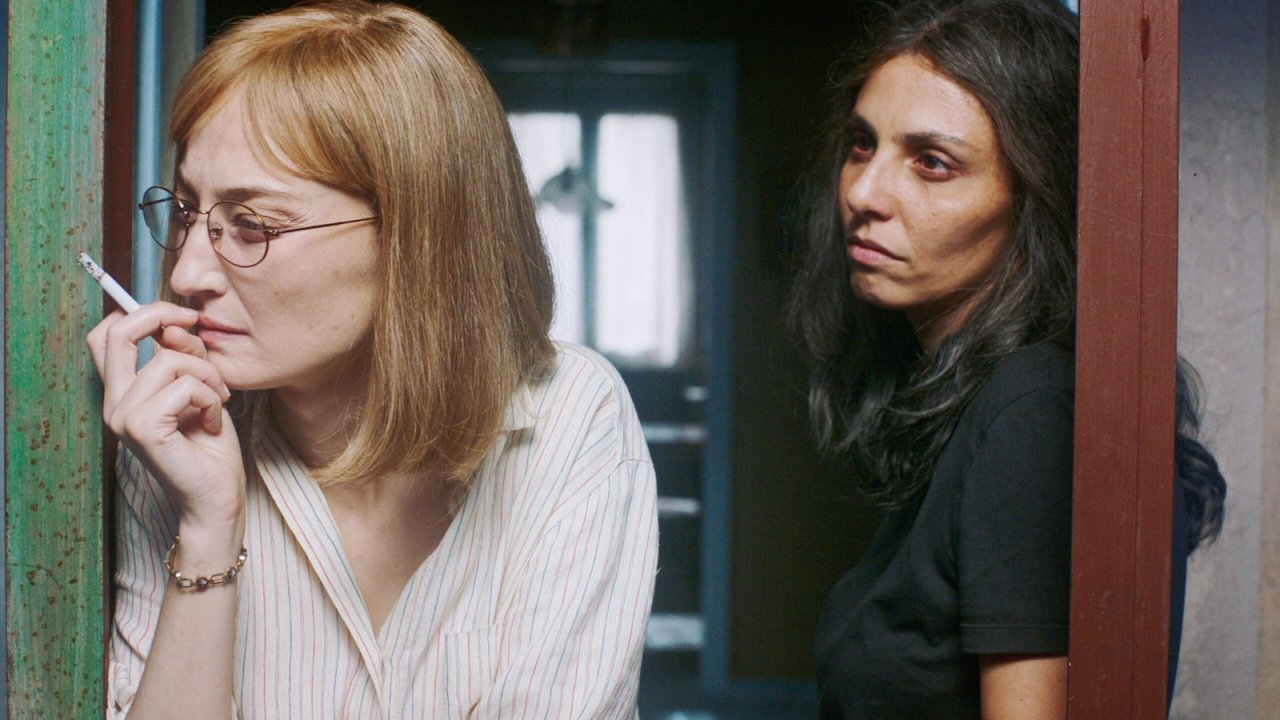 L'amica geniale: Alba Rohrwacher e Irene Maiorino nella quarta stagione