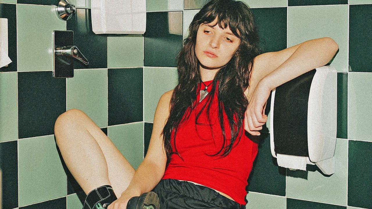 Un'immagine di Angelica Bove, una delle partecipanti alla semifinale di Sanremo Giovani