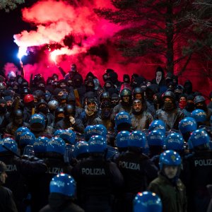 A.C.A.B. La serie: un'immagine della serie